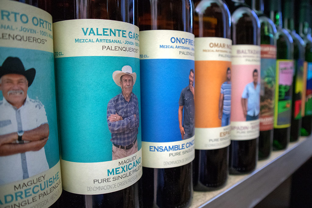 Limitierte Mezcals von Palenqueros - die Auswahl an Mezcals ist gross.